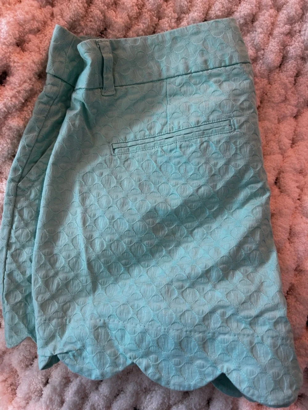 crown & ivy Mint Scalloped Hem Textured Shorts - Picture 3 of 4
